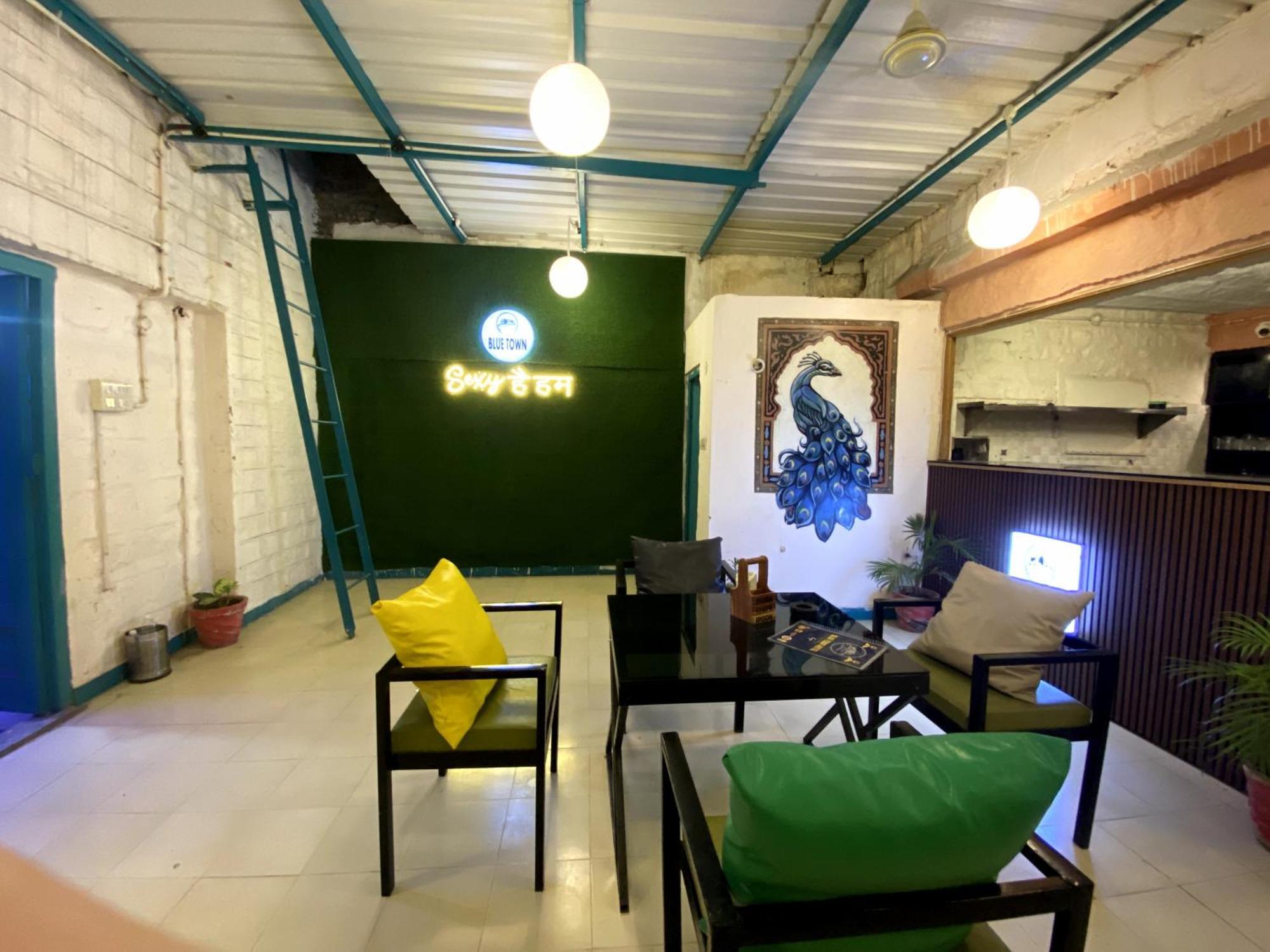 Blue Town Hostel & Cafe Jodhpur  Exteriör bild